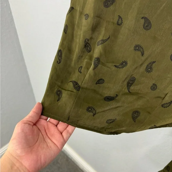 Show Me Your MuMu Maureen Olive Green Paisley Print Tie Know Front Crop Top